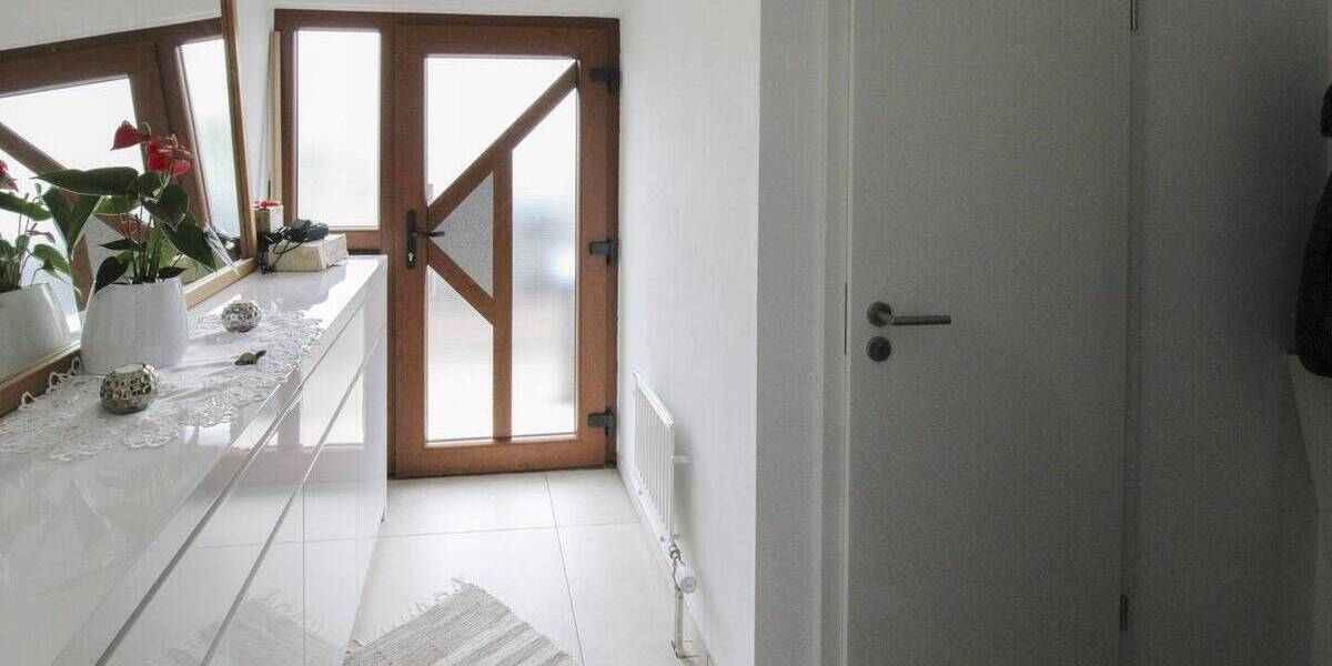 Reihenmittelhaus Hildrizhausen - 5 Zimmer, 152 m&sup2;, 498.000&euro; | Angebot:26643766