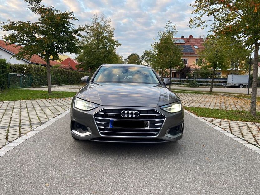 Audi A4 130.000 km 25.580 € Moosinning 85452