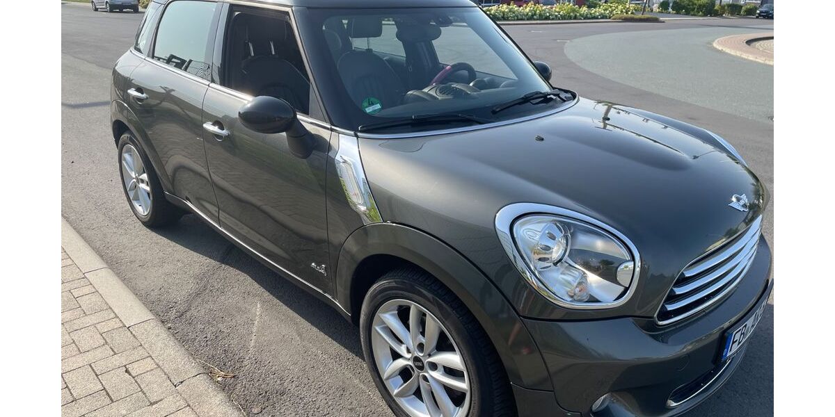 Mini Countryman D (Cooper) 130.000 km 10.299 &euro; Reichelsheim 61203