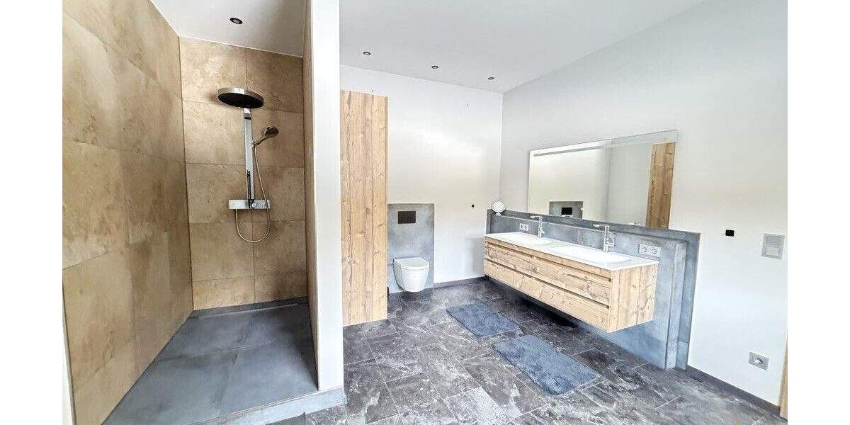 Einfamilienhaus Haundorf / Obererlbach Obererlbach - 9 Zimmer, 327 m&sup2;, 1.089.000&euro; | Angebot:25835799