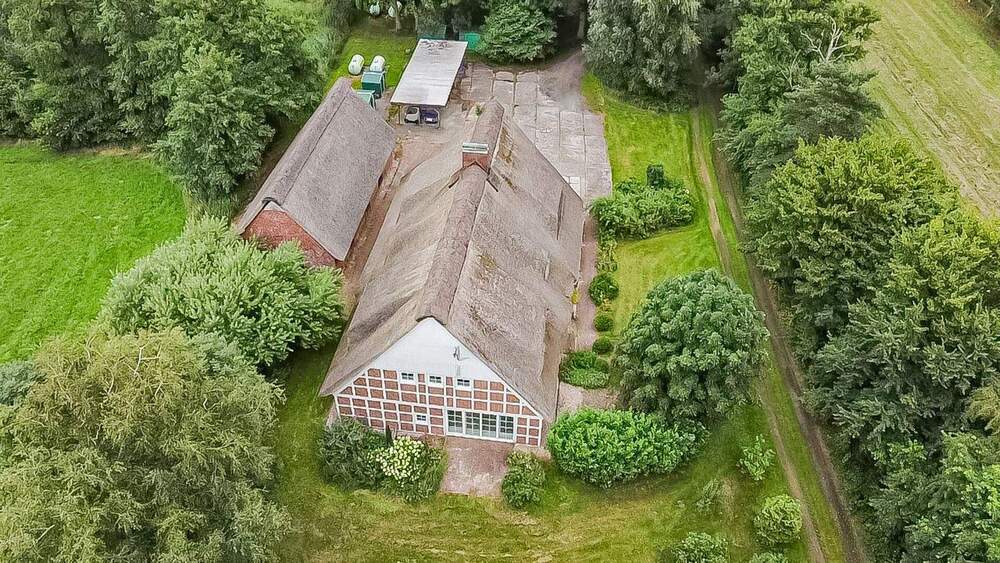 Mehrfamilienhaus, Wohnhaus Hemmoor Basbeck - 1 Zimmer, 378 m&sup2;, 498.000&euro; | Angebot:26259045