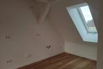Dachgeschoßwohnung Creußen - 2 Zimmer, 67 m&sup2;, 894&euro; | Angebot:25855042