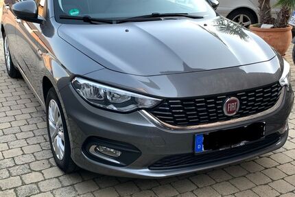 Fiat Tipo 129.880 km 6.590 € Neuss 41464