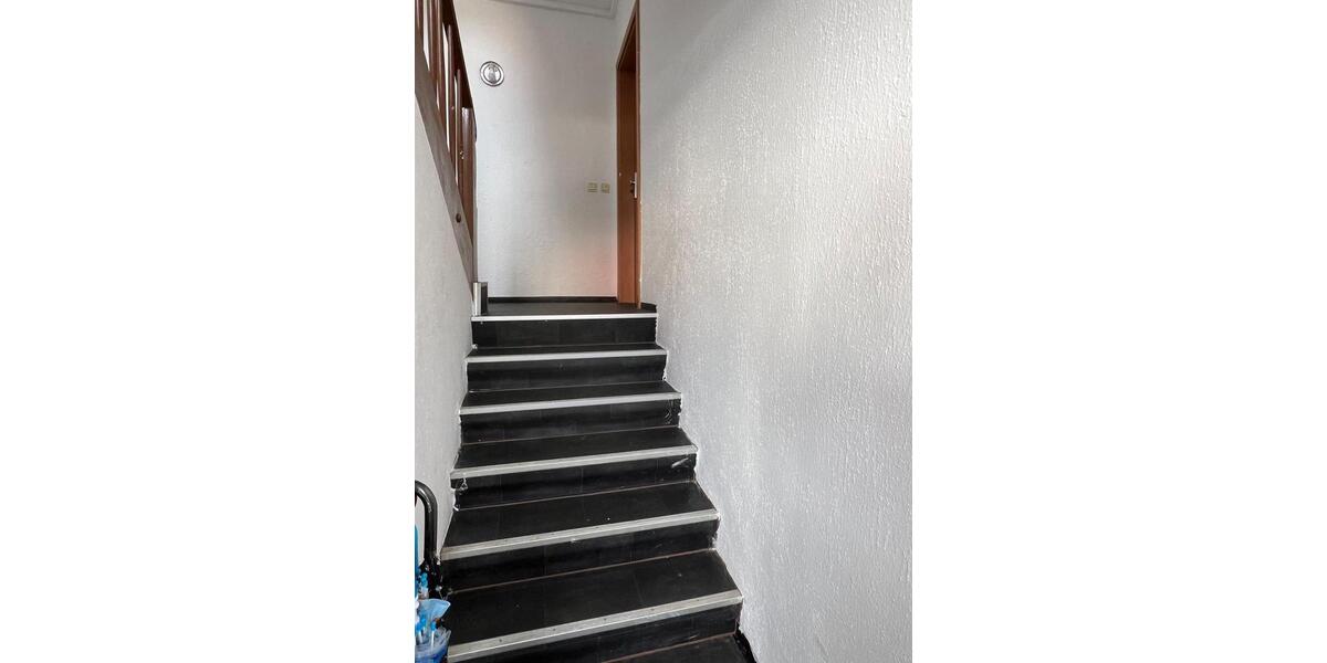 Doppelhaushälfte Pforzheim Eutingen - 8 Zimmer, 142 m&sup2;, 590.000&euro; | Angebot:26763496