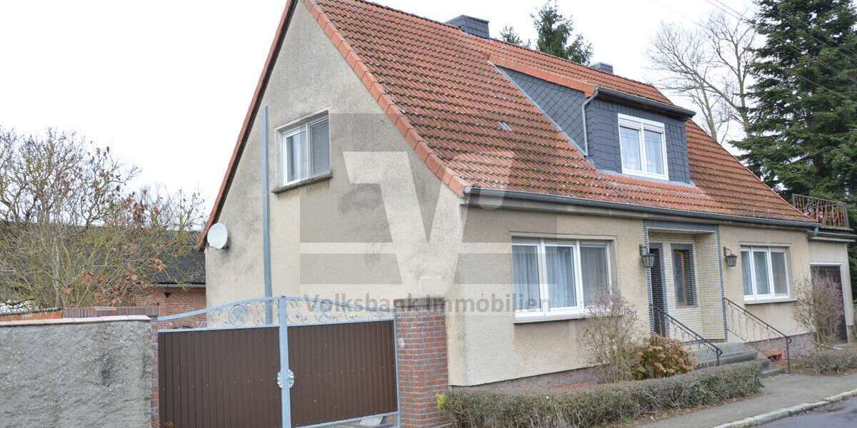 Haus zum Kaufen in DiesdorfPeckensen 149.000 € 157 m² 5 zimmer