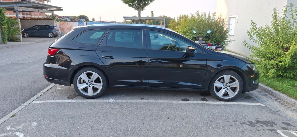 Seat Leon 218.090 km 8.200 &euro; Nußdorf 83131