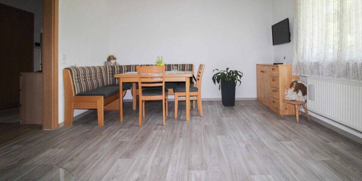 Einfamilienhaus Albstadt Ebingen - 9 Zimmer, 180 m&sup2;, 219.000&euro; | Angebot:26909485