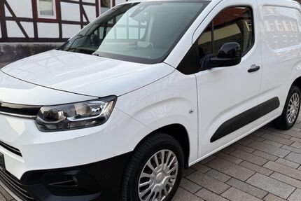 Toyota Proace (Verso) 218.421 km 6.999 &euro; Göttingen 37077