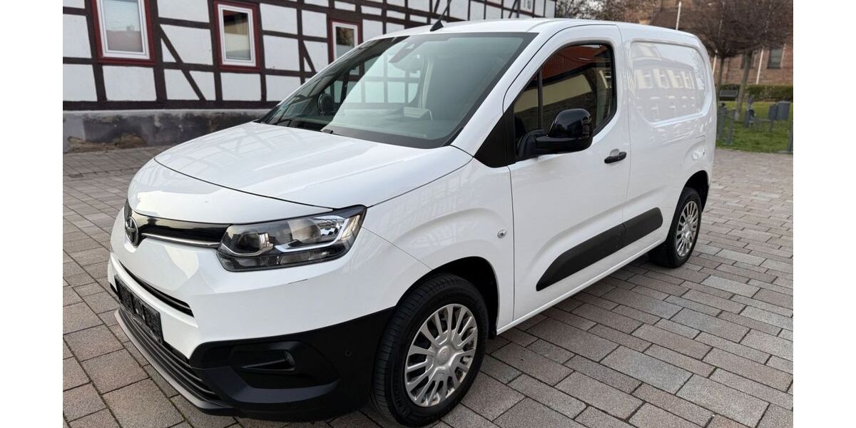 Toyota Proace (Verso) 218.421 km 6.999 &euro; Göttingen 37077