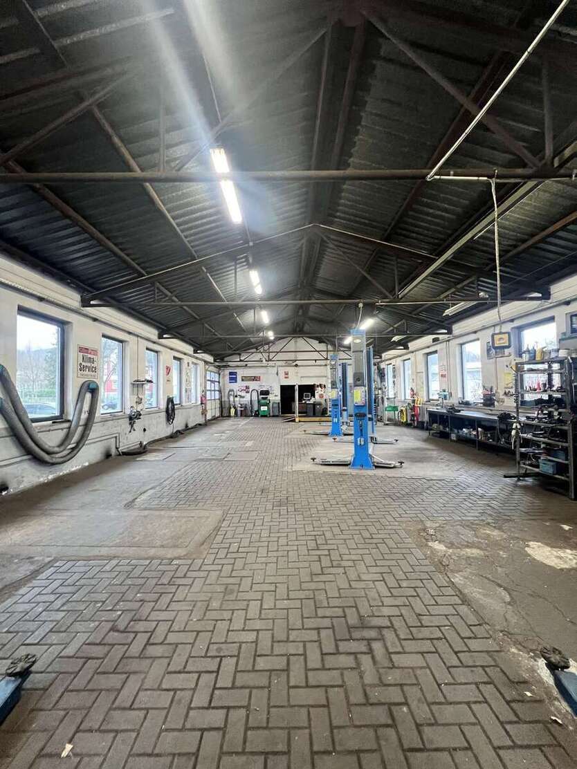 Halle in Siegen 575.000 € 1135 m² zimmer