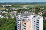 Großzügige DG-Wohnung - grandioser Ausblick