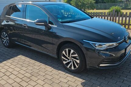 VW Golf 27.050 km 24.350 &euro; Sülzetal 39171