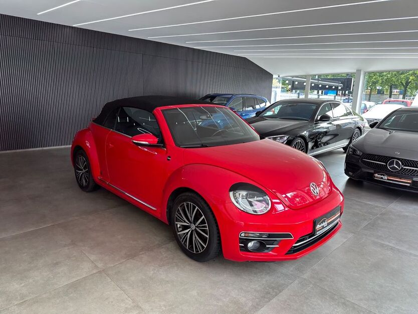 VW Beetle 155.383 km 13.950 € Berlin 12357