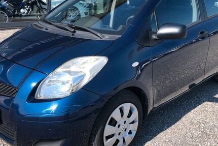 Toyota Yaris 241.000 km 3.050 € Öhringen 74613