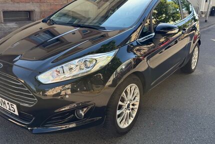 Ford Fiesta 91.000 km 6.300 &euro; Saarbrücken 66125