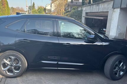 Ford Kuga 14.500 km 26.000 &euro; stuttgart 70195