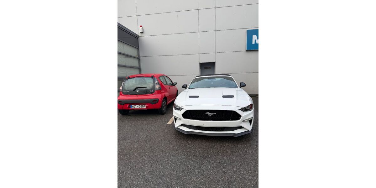 Ford Mustang 33.000 km 37.500 &euro; Krefeld 47798