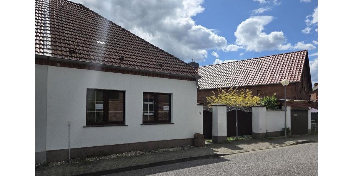 Doppelhaushälfte Tangerhütte - 3 Zimmer, 80 m&sup2;, 73.000&euro; | Angebot:26837394