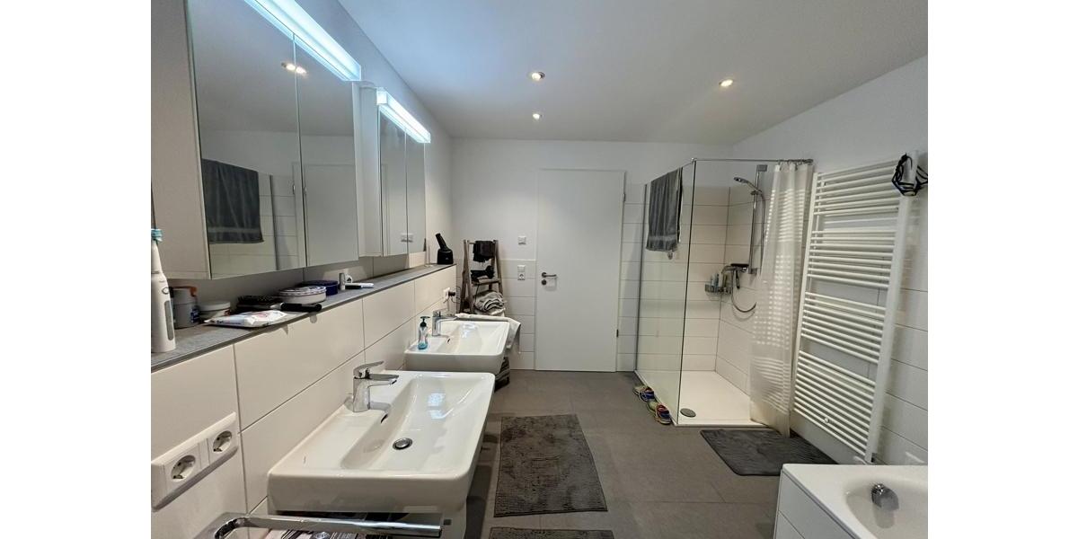 Maisonettenwohnung Murg - 4 Zimmer, 121 m&sup2;, 1.200&euro; | Angebot:25230096