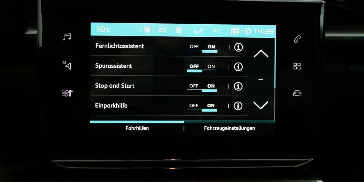 Citroen C3 Max PureTech 110 EAT6 CarPlay FULL LED 34.696 km 13.900 &euro; Lich 35423