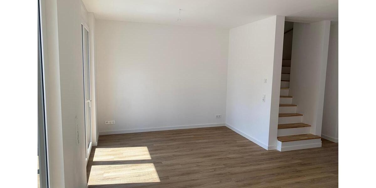 Doppelhaushälfte in der Gartenstadt Leuna (Haus mit Garten) 5 zimmer