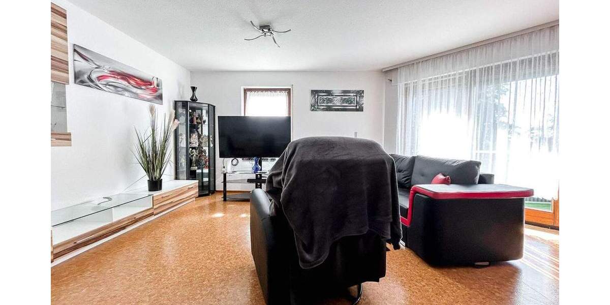 Etagenwohnung Schrozberg - 3 Zimmer, 88 m&sup2;, 160.000&euro; | Angebot:25701389