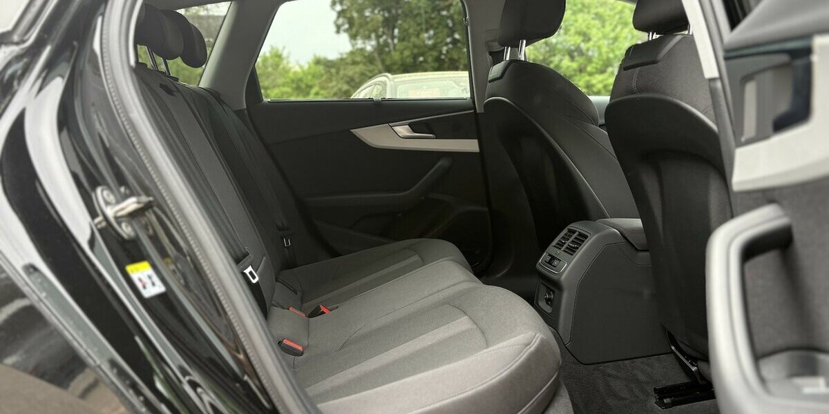 Audi A4 40 TDI quattro advanced MATRIX/NAVI/DAB/1HAND 143.535 km 22.900 &euro; Villingen-Schwenningen 78054