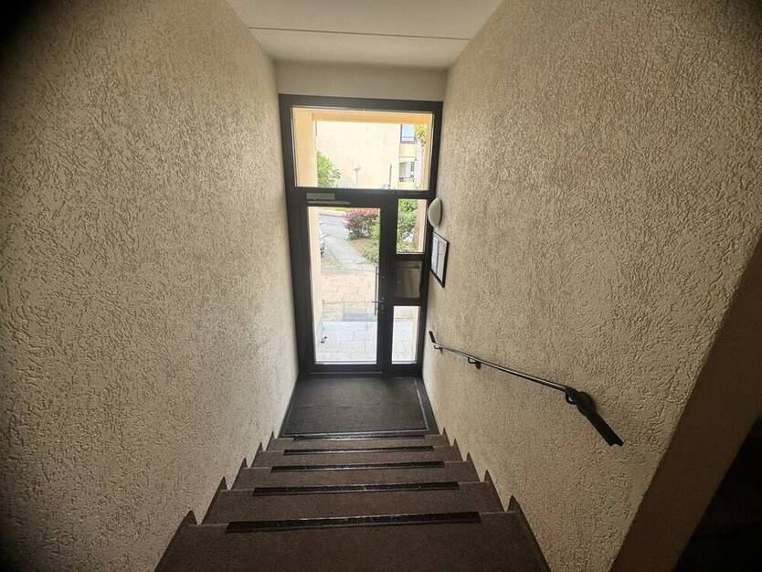 4,5-Zi.-Eigentumswohnung mit gr. Balkon und Pkw-Außenstellplatz in Bad Schwartau (Mühlenteich)