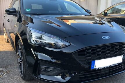 Ford Focus 93.000 km 16.990 € Pleidelsheim 74385