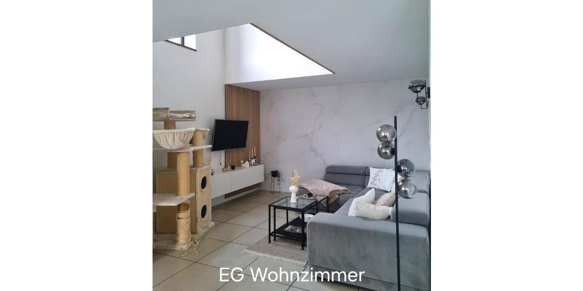 Einfamilienhaus Roden - 7 Zimmer, 254 m&sup2;, 599.000&euro; | Angebot:27003509