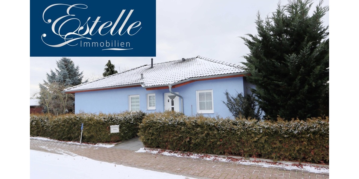 Stilvoller Winkelbungalow mit großem Garten – Wohnen auf einer Ebene - 2 Stellplätze 4 zimmer