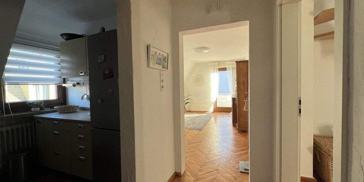 Einfamilienhaus Herzogenaurach - 7 Zimmer, 122 m&sup2;, 690.000&euro; | Angebot:25565815