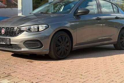Fiat Tipo 105.000 km 7.500 &euro; Zwickau 08056