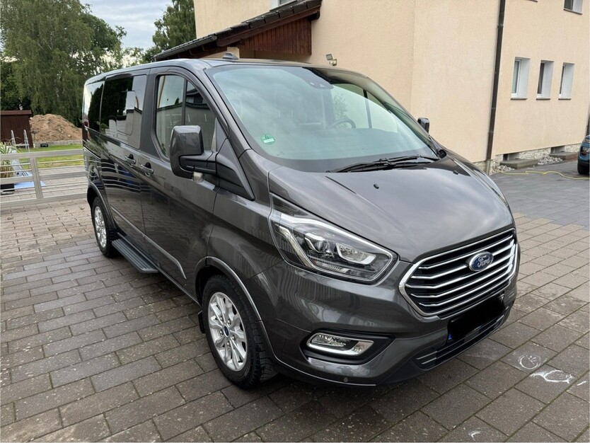 Ford Tourneo Custom Bus 40.000 km 40.000 € Warburg 34414