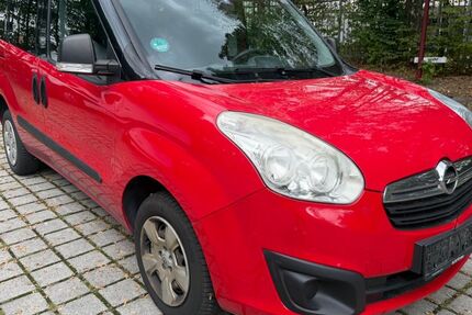 Opel Combo Life 210.000 km 2.400 &euro; München 80995