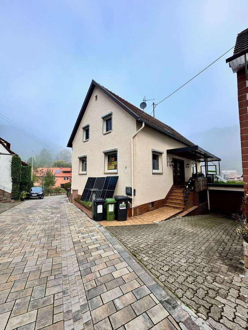 Haus zum Kaufen in Annweiler 429.000 € 134 m² 6 zimmer