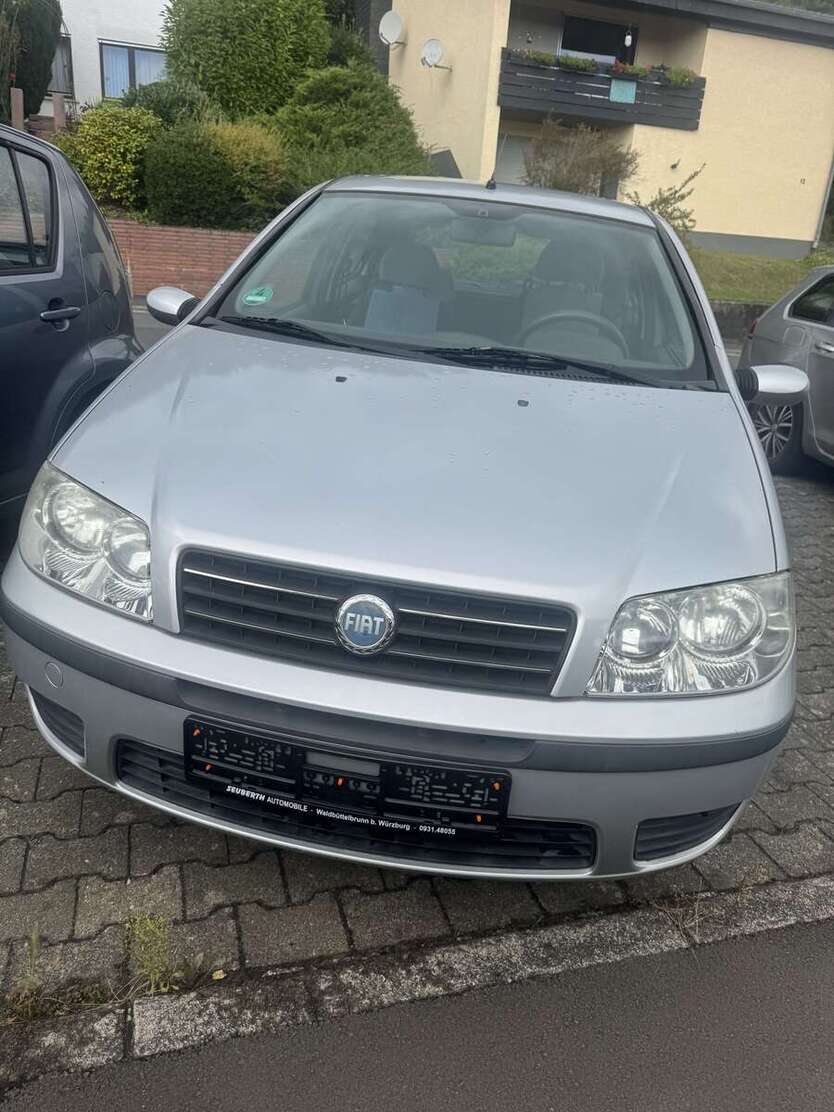 Fiat Punto 119.000 km 1.700 € Wächtersbach 63607