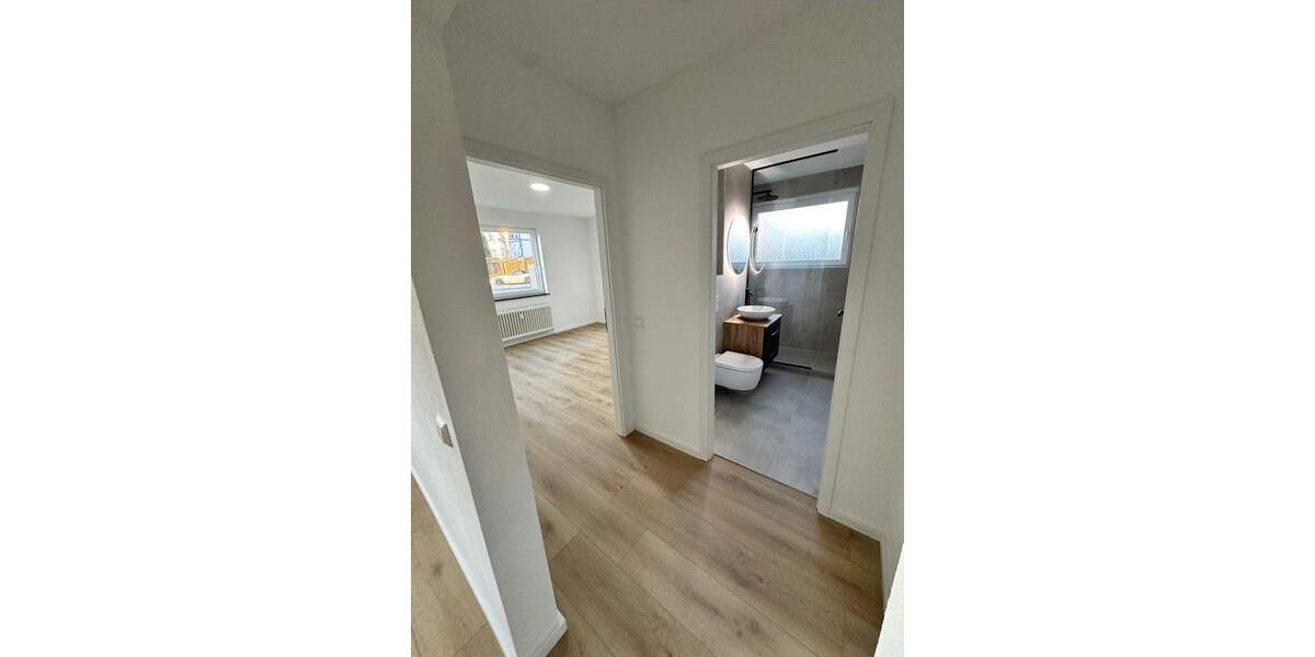 frisch renovierte 2-Zimmer Wohnung mit Garage nähe Universität 2 zimmer