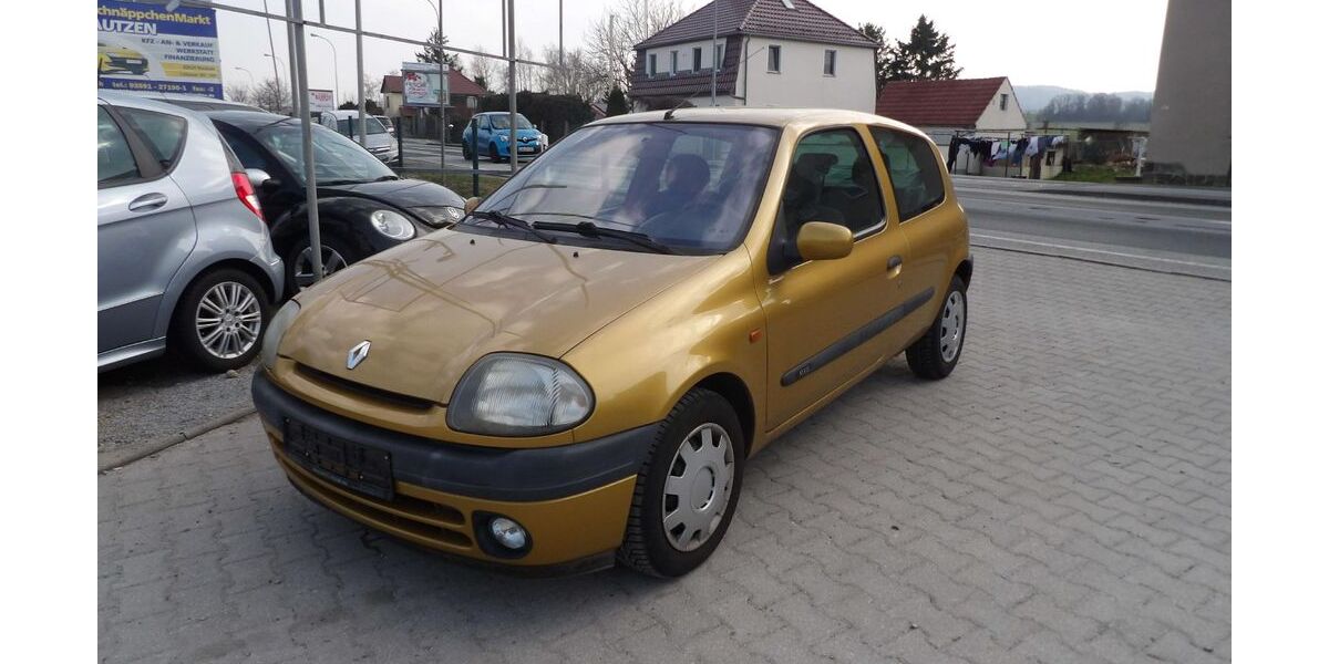 Renault Clio 47.000 km 2.999 &euro; Bautzen 02625