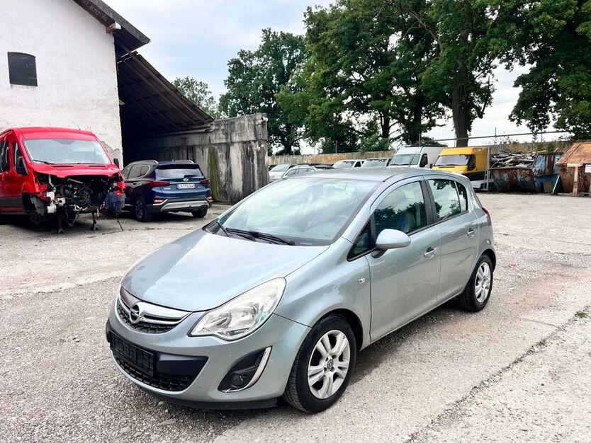 Opel Corsa 268.000 km 1.999 € Neufahrn 85375