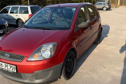 Ford Fiesta 125.000 km 1.990 &euro; Unterschleißheim 85716
