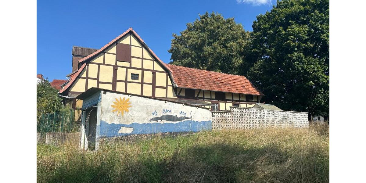 Mehrfamilienhaus, Wohnhaus Rotenburg an der Fulda - 5 Zimmer, 180 m&sup2;, 149.000&euro; | Angebot:24887812