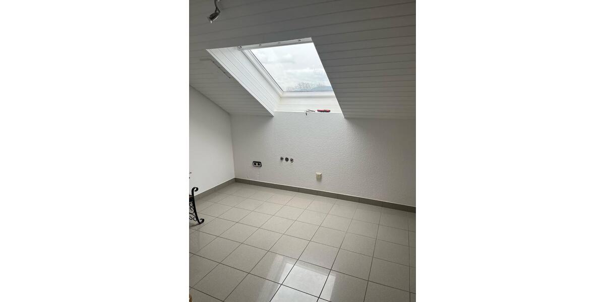 Etagenwohnung Sasbach - 2 Zimmer, 69 m&sup2;, 650&euro; | Angebot:26131520