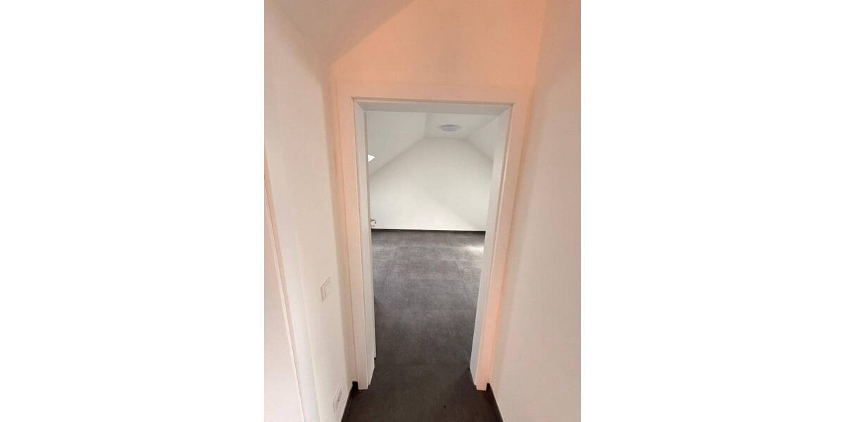Reihenmittelhaus Mörfelden-Walldorf Walldorf - 3 Zimmer, 105 m&sup2;, 2.500&euro; | Angebot:26616762