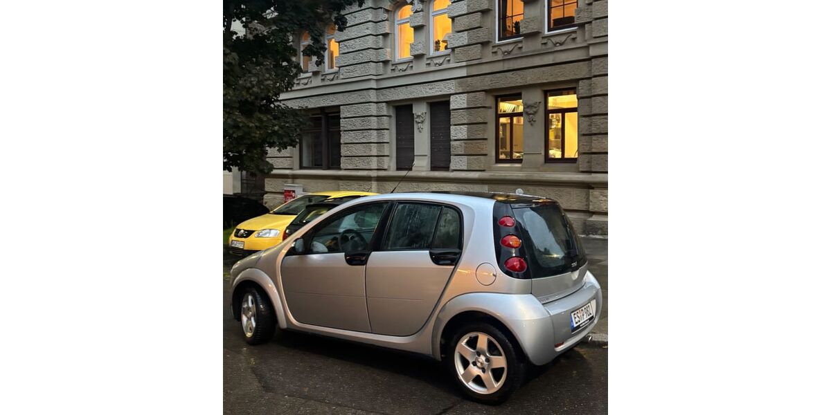 Smart ForFour 128.000 km 2.599 &euro; Köln 50733