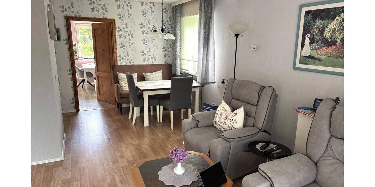 Einfamilienhaus Bergen - 5 Zimmer, 150 m&sup2;, 175.000&euro; | Angebot:25674280