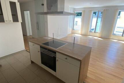 Wohnung Schrobenhausen - 3 Zimmer, 88 m&sup2;, 1.050&euro; | Angebot:26918144