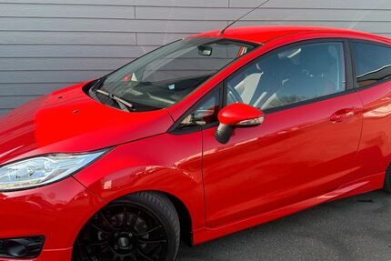 Ford Fiesta 160.127 km 4.900 &euro; Neumünster 24536