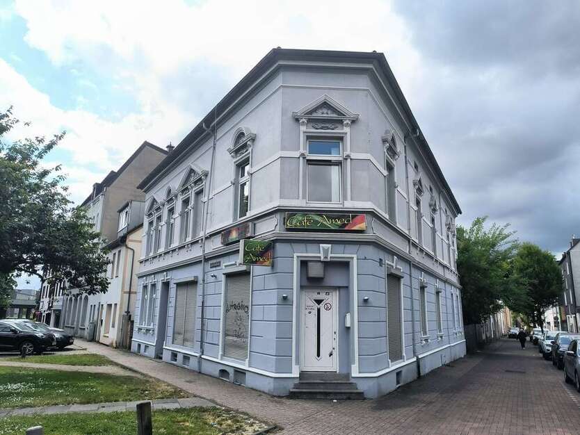 Haus zum Kaufen in Mülheim an der Ruhr 1.090.000 € 450 m²