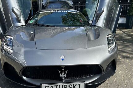 Maserati MC20 2.290 km 195.000 € Frankfurt 60326